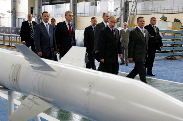 How military tech reaches Russia in breach of US export controls - Vimarsana News