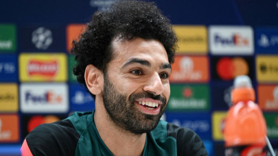 salah staying at liverpool next season salah staying at liverpool next season