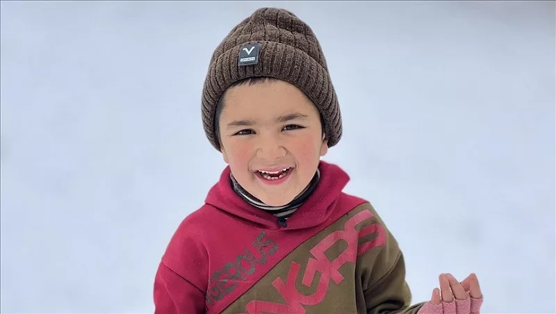 mohammad shiraz whose vlogs promote region s indigenous beauty together with daily challenges including internet photo anadolu agency mohammad shiraz whose vlogs promote region s indigenous beauty together with daily challenges including internet photo anadolu agency