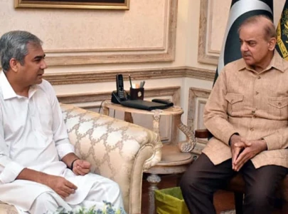 pm shehbaz lauds police security forces for preventing attack on capital