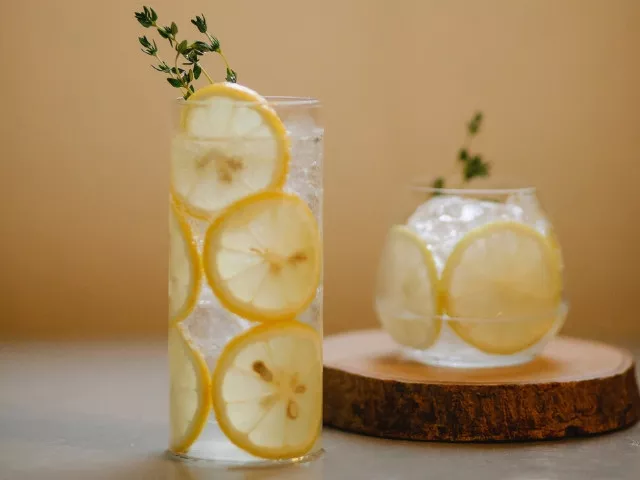 5 morning drinks that boost metabolism and burn belly fat