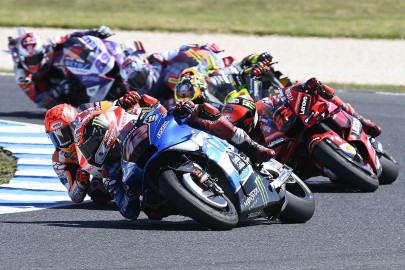 rins triumphs as bagnaia goes top
