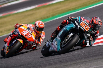 marquez absence hands opportunity to title rivals in jerez marquez absence hands opportunity to title rivals in jerez