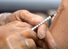 who advises targeted vaccination for mpox instead of mass vaccination