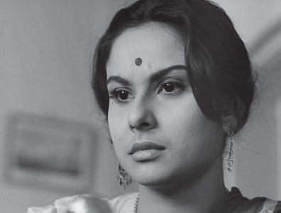 charulata the fixed businessman his lonely wife and the reversed gaze charulata the fixed businessman his lonely wife and the reversed gaze