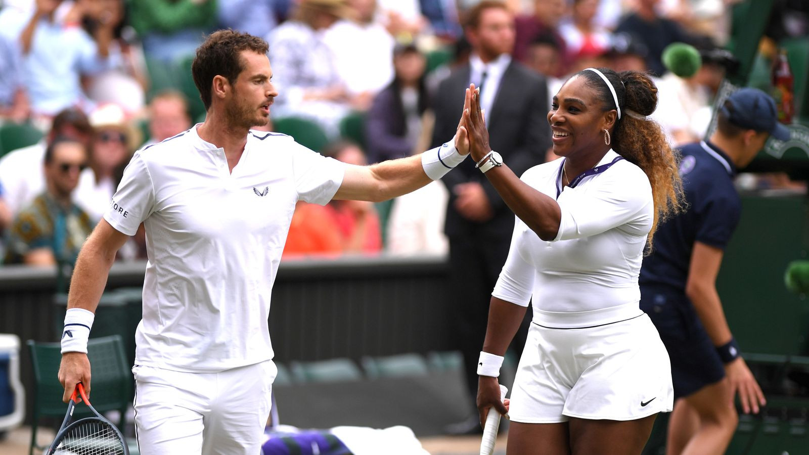Photo of Murray hails Serena for ‘incredible achievements’