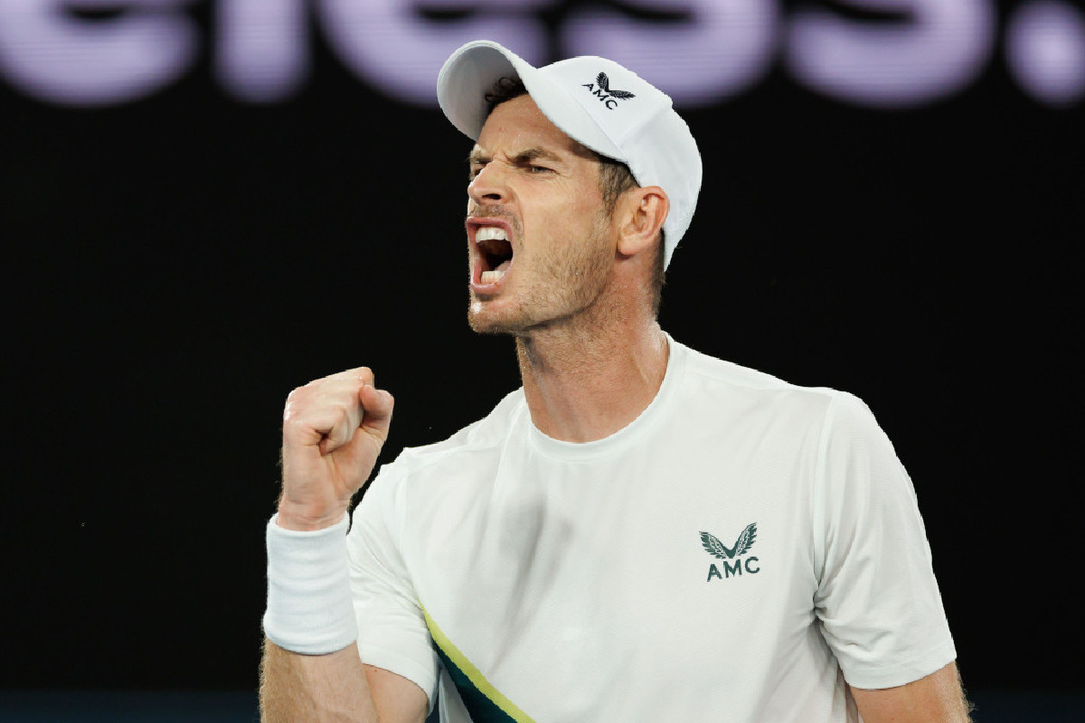 Murray's new comeback seals Qatar semi-final place