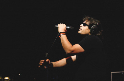 musicians contribute to flood relief campaign