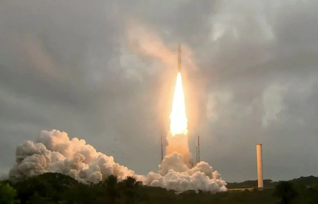 arianespace s ariane 5 rocket with nasa s james webb space telescope onboard launches from europe s spaceport the guiana space center in kourou french guiana december 25 2021 in a still image from video photo reuters arianespace s ariane 5 rocket with nasa s james webb space telescope onboard launches from europe s spaceport the guiana space center in kourou french guiana december 25 2021 in a still image from video photo reuters