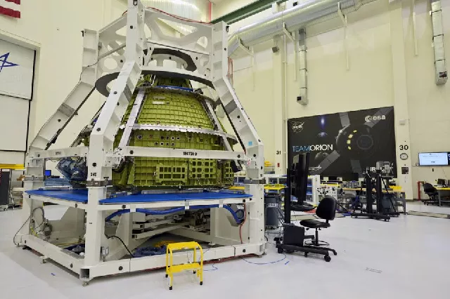 nasa s orion crew module for the artemis 3 mission stands in the operations and checkout building during a media tour at cape canaveral florida us august 28 2022 photo reuters nasa s orion crew module for the artemis 3 mission stands in the operations and checkout building during a media tour at cape canaveral florida us august 28 2022 photo reuters