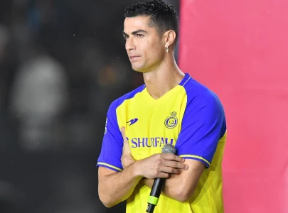 howe denies potential ronaldo move howe denies potential ronaldo move