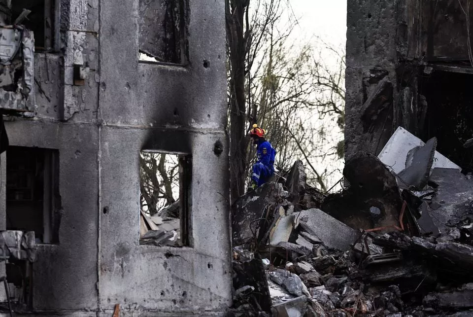 a rescuer sits in a rubble of a building that was destroyed by russian shelling amid russia s invasion of ukraine in borodyanka kyiv region ukraine april 7 2022 photo reuters a rescuer sits in a rubble of a building that was destroyed by russian shelling amid russia s invasion of ukraine in borodyanka kyiv region ukraine april 7 2022 photo reuters