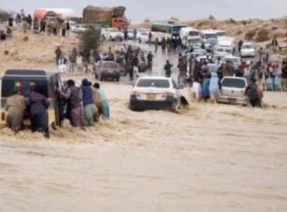 balochistan s road link to punjab sindh closed due to floods again