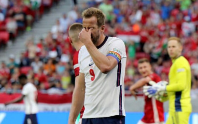 england loss heaps pressure on southgate