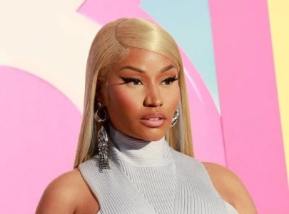 nicki minaj blasts airline for sabotage of tour over luggage chaos
