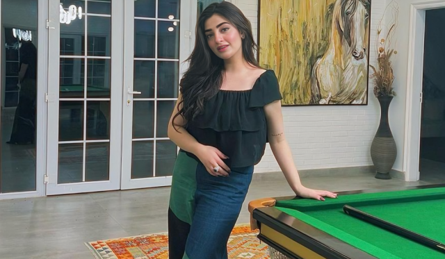 bad experiences with female co stars nawal saeed thinks male co stars great to work with
