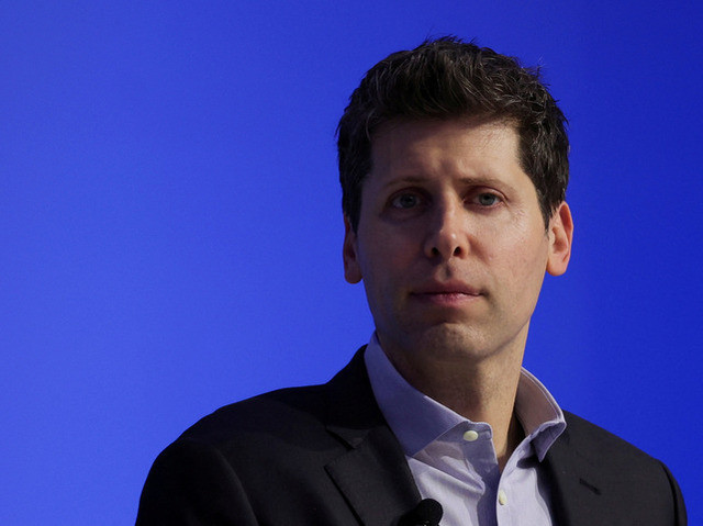 sam altman apologizes to scarlett johansson over ai voice similarity sam altman apologizes to scarlett johansson over ai voice similarity