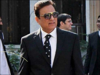 ihc restrains naeem bukhari from working as ptv chairman