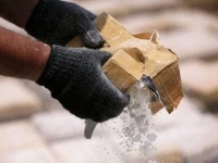 drugs precious metals worth rs100m seized