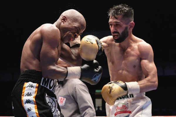 pakistani professional boxer waseem says he wants the title of champion once again for himself and he wants to beat mthlane to get it photo courtesy mtk global