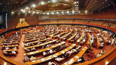 qasim suri expels ppp s rafiullah from na for causing commotion qasim suri expels ppp s rafiullah from na for causing commotion