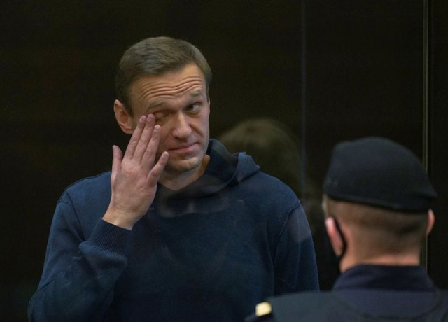 russian opposition leader alexei navalny accused of flouting the terms of a suspended sentence for embezzlement attends a court hearing in moscow russia february 2 2021 photo reuters russian opposition leader alexei navalny accused of flouting the terms of a suspended sentence for embezzlement attends a court hearing in moscow russia february 2 2021 photo reuters