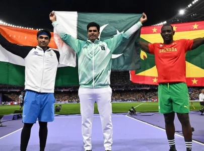 civil military leadership lauds arshad nadeem s record breaking performance in paris