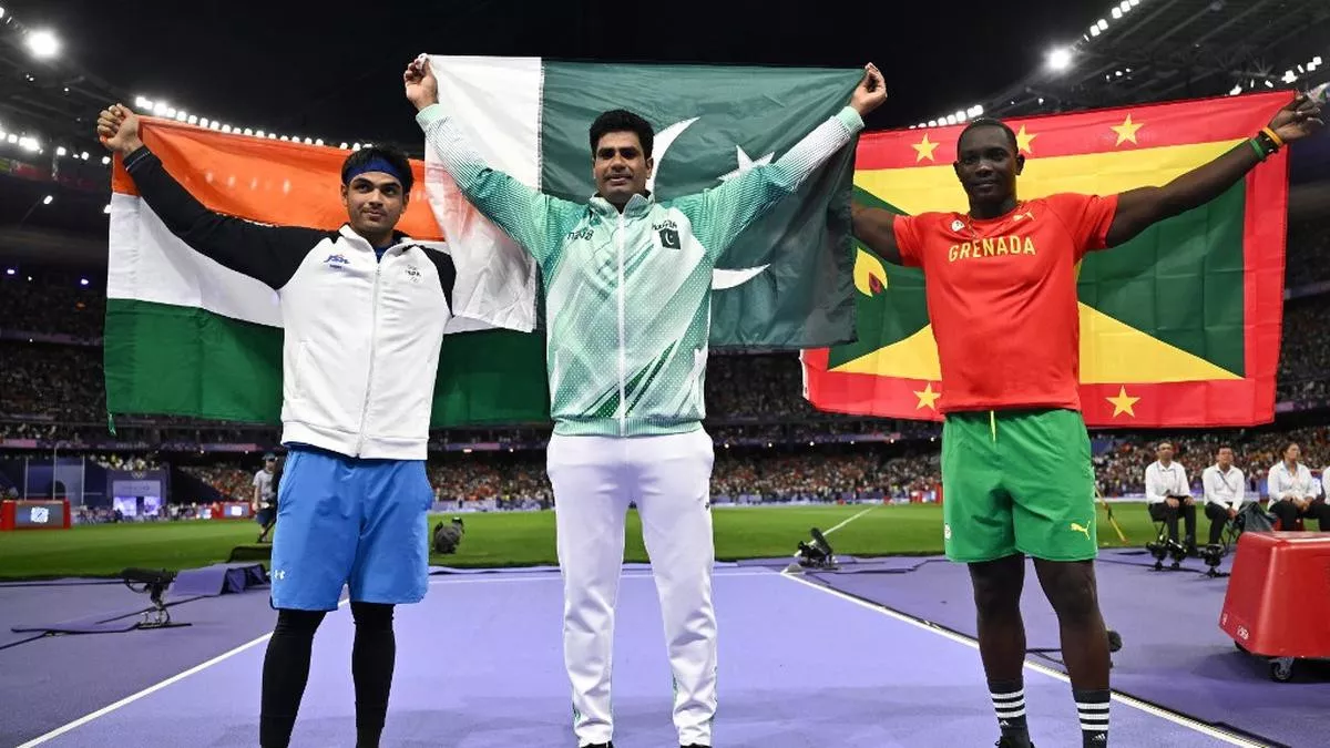civil military leadership lauds arshad nadeem s record breaking performance in paris civil military leadership lauds arshad nadeem s record breaking performance in paris