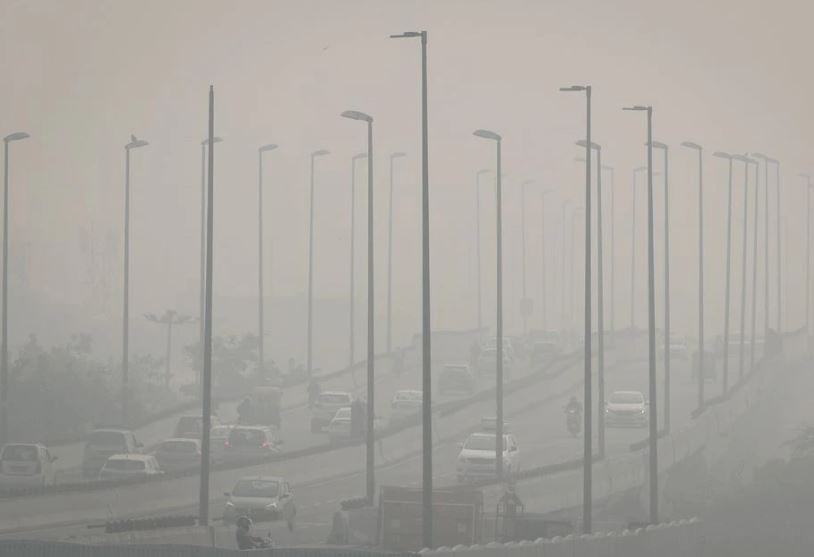 Delhi stops construction as pollution set to worsen from Tuesday