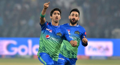 defending champions sultans beat qalandars to qualify for hbl psl 7 final defending champions sultans beat qalandars to qualify for hbl psl 7 final