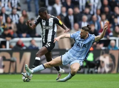 isak s goal seals newcastle s 2 1 victory over tottenham