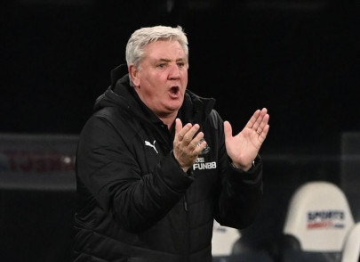 newcastle s bruce fears the worst over injuries after wolves draw