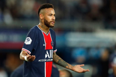 psg strongly supports neymar over racist abuse complaint psg strongly supports neymar over racist abuse complaint