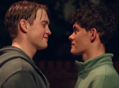 heartstopper season 3 trailer drops nick and charlie face more serious issues