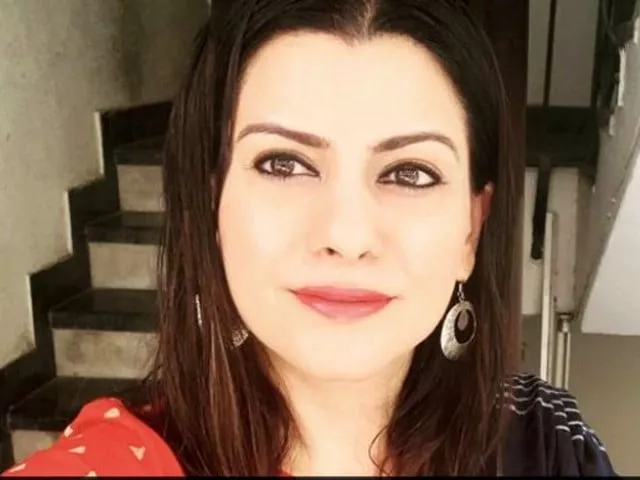 indian anchor quits ndtv job for harvard role only to find out it was fake indian anchor quits ndtv job for harvard role only to find out it was fake