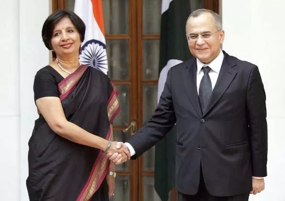 foreign secretary level pakistan india talks begin today foreign secretary level pakistan india talks begin today