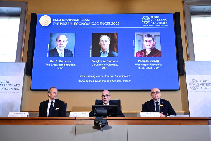 members of the royal swedish academy of sciences tore ellingsen hans ellegren and john hassler announce the 2022 nobel prize for economic sciences during a news conference at the royal swedish academy of sciences in stockholm sweden october 10 2022 photo reuters