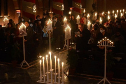 somber affair inflation dampens christmas spirit