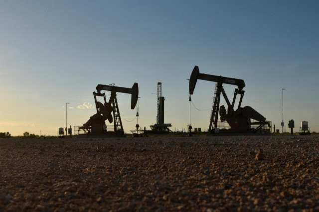 iea sees a 1 6m bpd demand rebound in october and continuing to grow until the end of the year photo reuters iea sees a 1 6m bpd demand rebound in october and continuing to grow until the end of the year photo reuters