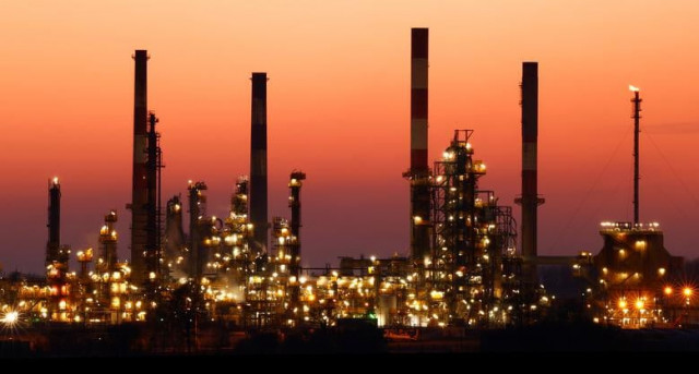 crude stocks rose by 3 6 million barrels in the week ended october 29 photo reuters crude stocks rose by 3 6 million barrels in the week ended october 29 photo reuters