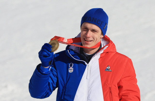 one shot noel takes olympic slalom gold for france