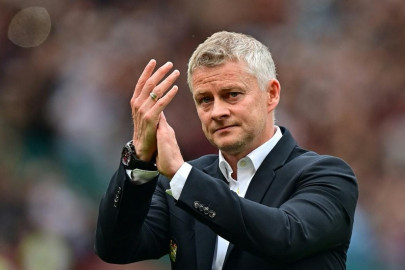 pressure mounts on solskjaer as man utd stumble again pressure mounts on solskjaer as man utd stumble again