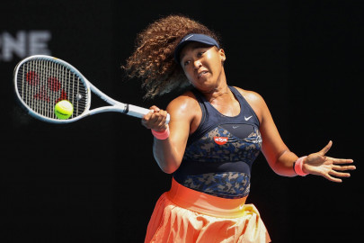 confident osaka at ease after storming into semis