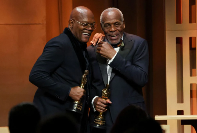 actors samuel l jackson and danny clover pose after accepting their honourary oscars during the 12th governors awards at the ray dolby ballroom in los angeles california us march 25 2022 reuters mario anzuoni actors samuel l jackson and danny clover pose after accepting their honourary oscars during the 12th governors awards at the ray dolby ballroom in los angeles california us march 25 2022 reuters mario anzuoni