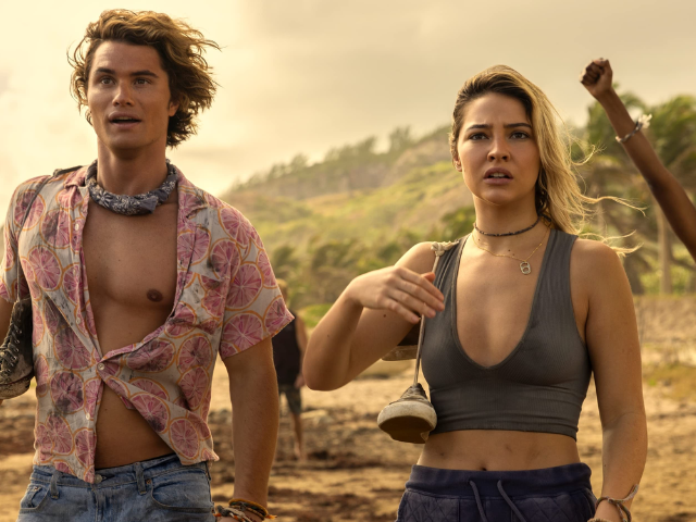 madelyn cline addresses fan criticism of outer banks characters we ve had enough drama in season 4 madelyn cline addresses fan criticism of outer banks characters we ve had enough drama in season 4