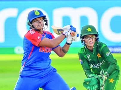 india tame pak in women s t20 wc clash