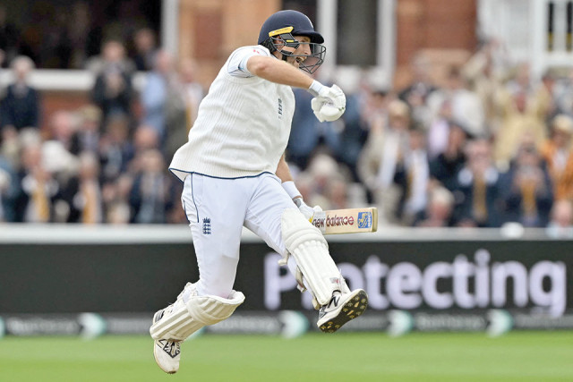 root sets new eng record sl need 483 to win