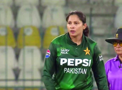 sadia reclaims top spot in icc rankings sadia reclaims top spot in icc rankings