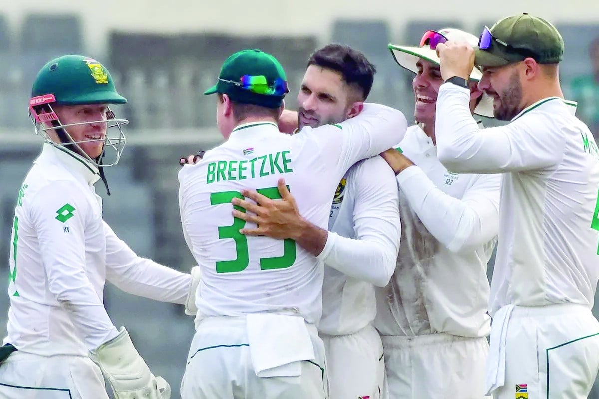 south african players celebrate after the dismissal of bangladesh captain najmul hossain shanto on the second day of the first test in dhaka photo afp