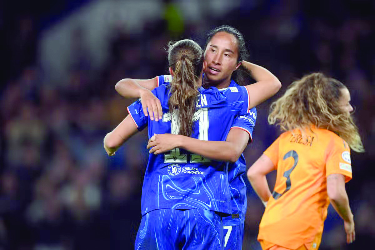 colombian mayra ramirez celebrates her strike in the second half to restore chelsea s two goal advantage against real madrid photo afp